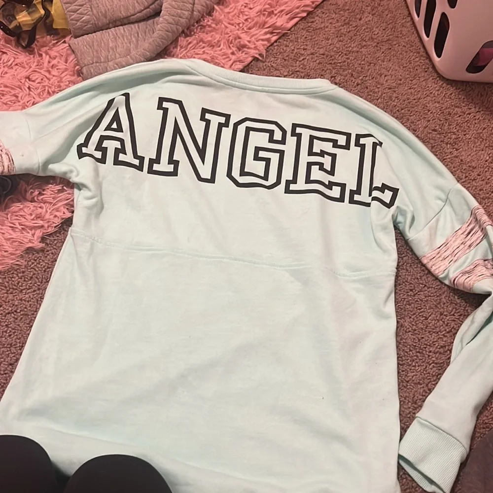 Small pullover - Picture 2 of 3